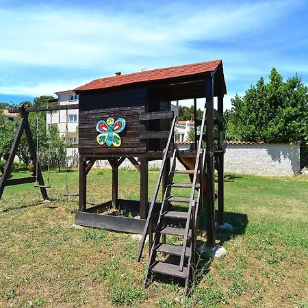 Mit Privatpool Fuer 8 Personen Ca 180 Qm In Pula, Istrien Istrische Riviera Holiday home *